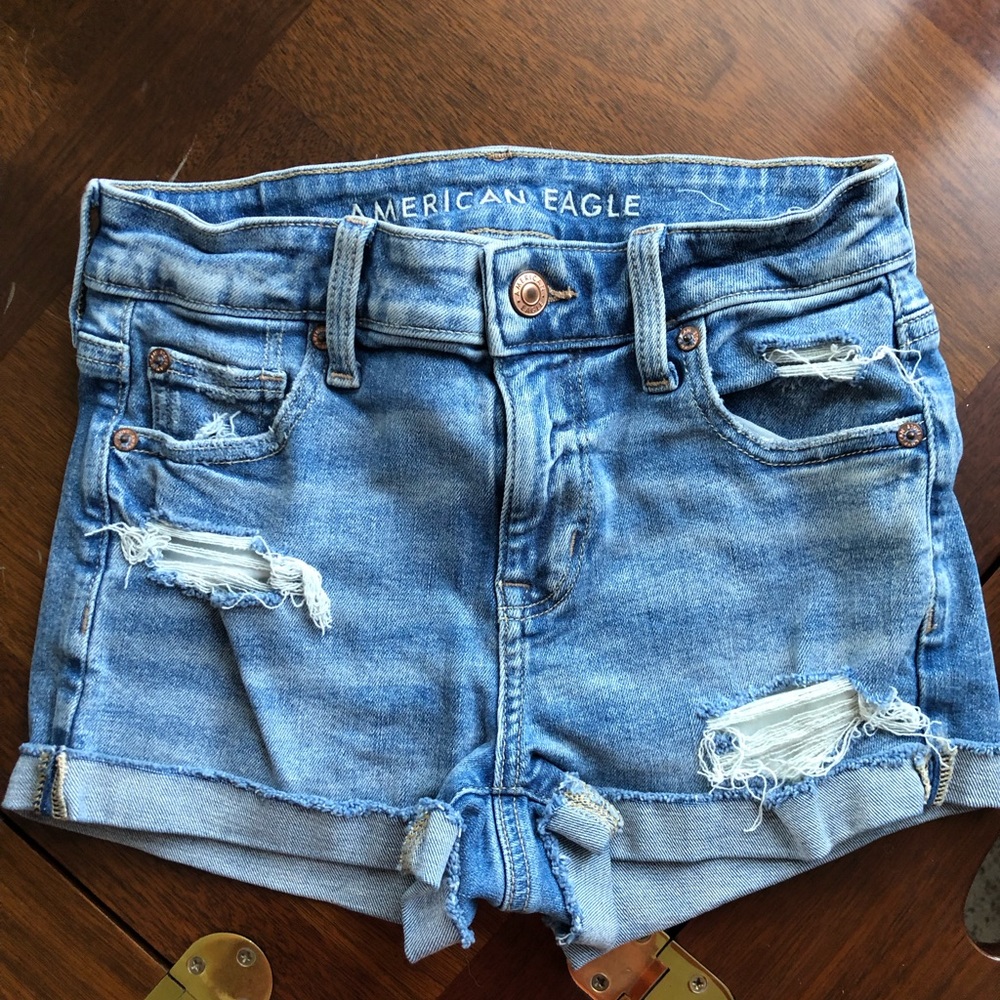 Barely worn American Eagle Jean Shorts Size 0